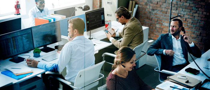 alquiler de computadores en modelo de trabajo híbrido