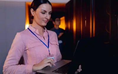 ¿Por qué alquilar equipos tecnológicos para sus eventos es una decisión inteligente?